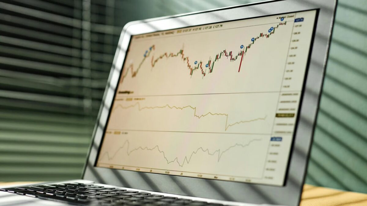 Graphique d'évolution d'une épargne illustrant le choix d'un placement financier
